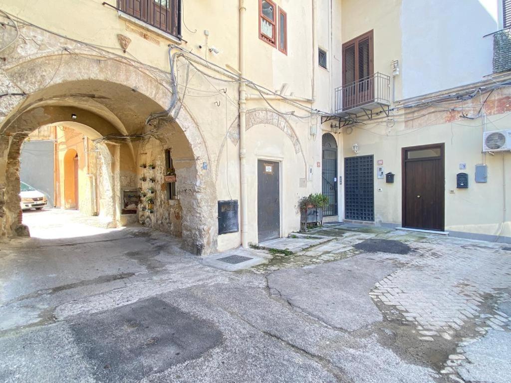 Le Camere Dei Re Normanni Palermo Exteriör bild