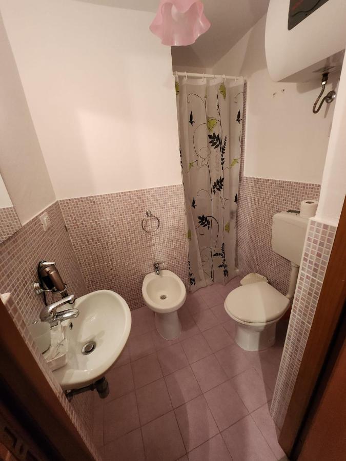Le Camere Dei Re Normanni Palermo Exteriör bild